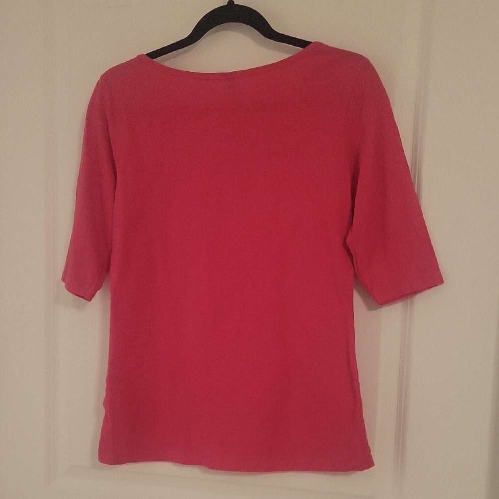 District Red Tee - Picture 3 of 3